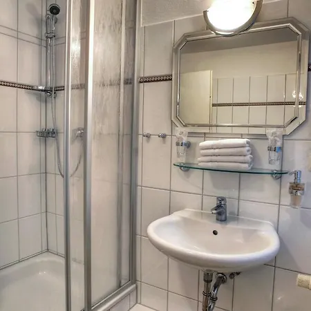 Noel Hotel-restaurant ゼーフェタール